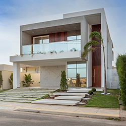 Arquiteto residencial na Grande São Paulo por Alvorada Arquitetura e Interiores